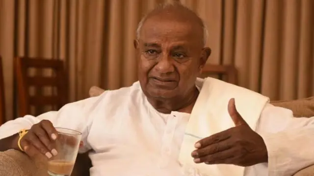 एच डी देवेगौडा