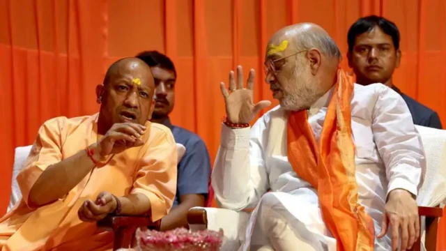 உபி வீழ்ச்சி : டெல்லியில் இருந்து தொகுதி ஒதுக்கீடு செய்த அமித்ஷா - வியூகம் வகுத்த அகிலேஷ் யாதவ்