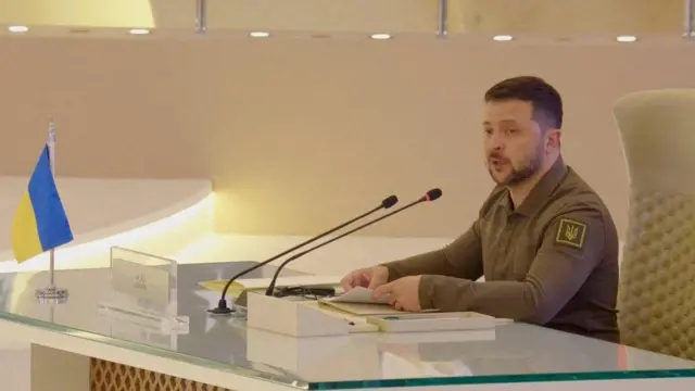 Ukrainian President Volodymyr Zelensky addresses leaders of Arab nations in Jeddah, Saudi Arabia. Photo: 19 May 2023