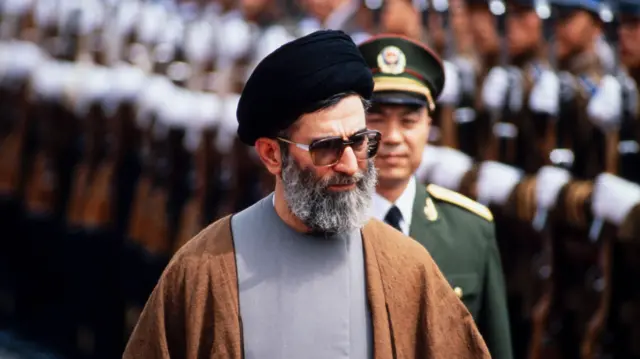 Хамнеи је путовао у државну посету Пекингу у мају 1989. године, три месеца пре него што је постао врховни вођа