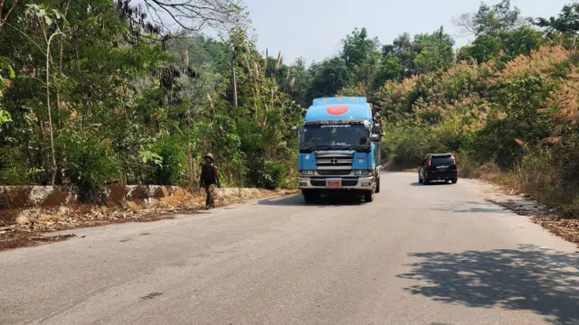 ဧပြီ ၁ ရက်မှာ ပြန်လည်ဖွင့်လှစ်ခဲ့တဲ့ အာရှလမ်းအခြေအနေ(ပုံဟောင်း)