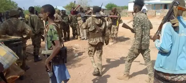 Miliishiyooyinka qabaa'ilka