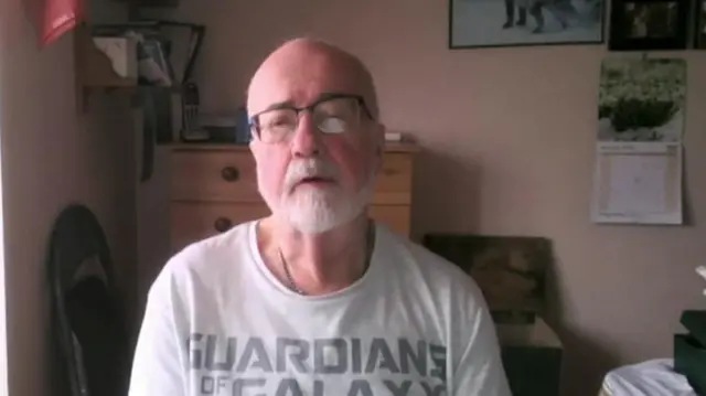 Paul Horwood en su casa de Colchester