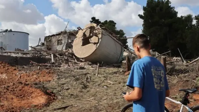 ઇઝરાયલમાં થયેલા નુકસાનની તસવીર 