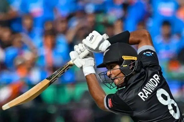 நியூசிலாந்து 273 ரன்களில் ஆட்டமிழந்தது 