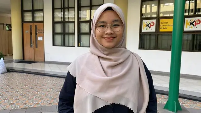 Humaidah, mahasiswa sastra Indonesia di Universitas Padjajaran menilai program KKN masih diperlukan saat ini.