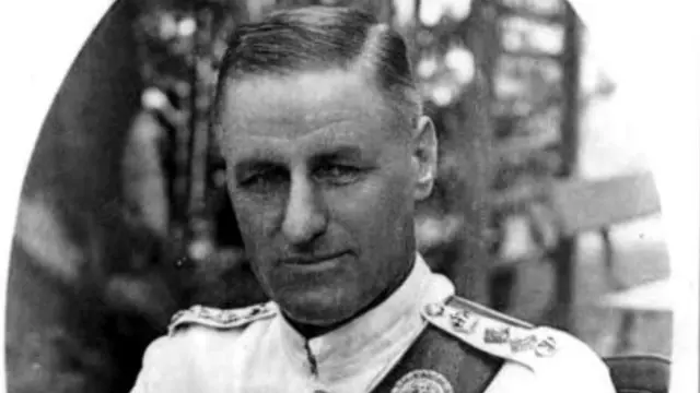 కోల్‌కతా అప్పటి పోలీస్ కమిషనర్ చార్ల్స్ టెగార్ట్