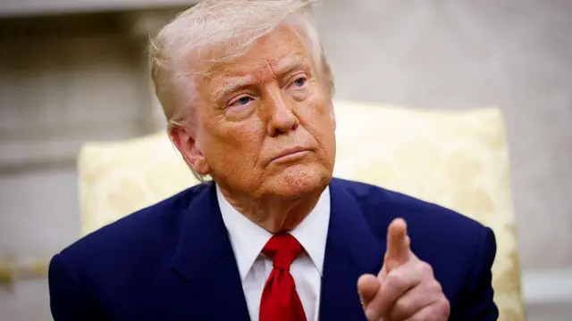 ट्रंप ने इसराइल-ईरान संघर्ष में अमेरिका के सीधे तौर पर शामिल होने पर कोई स्पष्ट जवाब नहीं दिया है