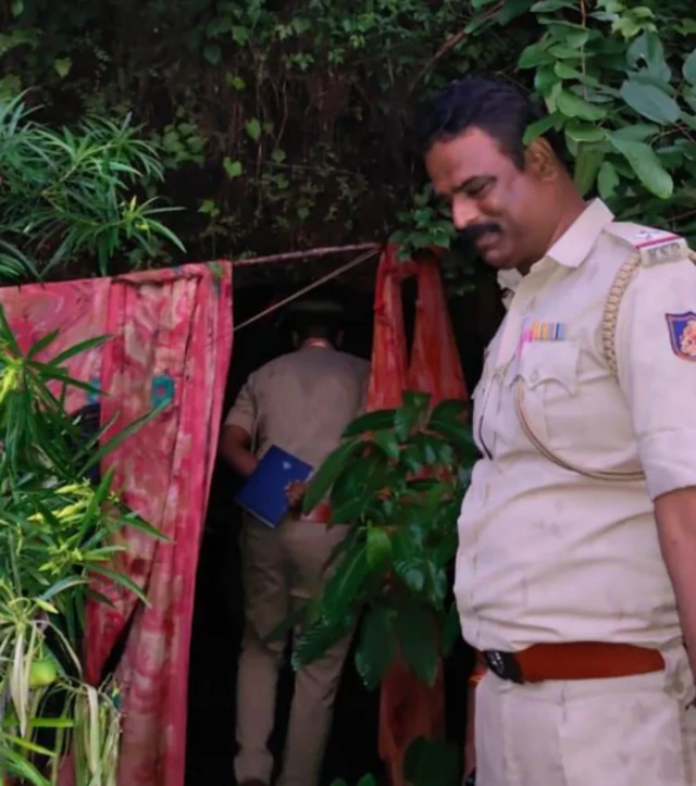 બીબીસી ગુજરાતી રશિયન મહિલા ગુફા પાસપૉર્ટ વિઝા કર્ણાટક પોલીસ ગોકર્ણ