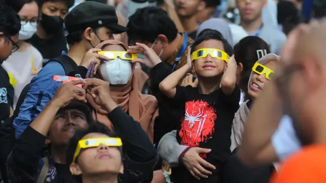 Сонячні затемнення 