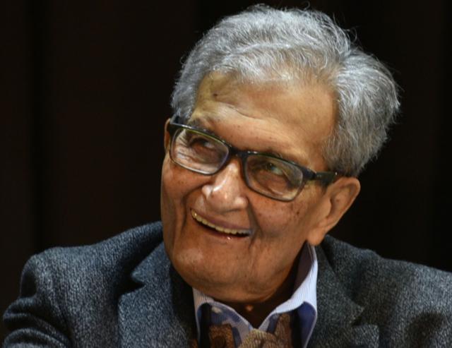 দুর্ভিক্ষের সময় অমর্ত্য সেনের বয়স ছিল নয়