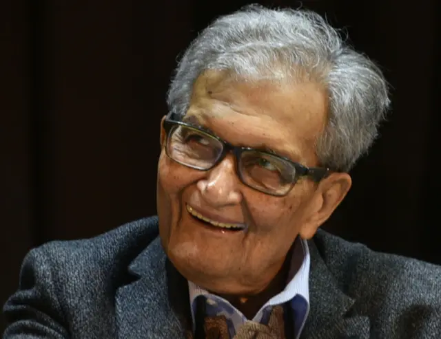 দুর্ভিক্ষের সময় অমর্ত্য সেনের বয়স ছিল নয়