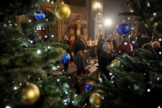 Aha ni kw'isengero nkuru,  St. Michael's Cathedral,  ku mugwa mukuru  Kyiv