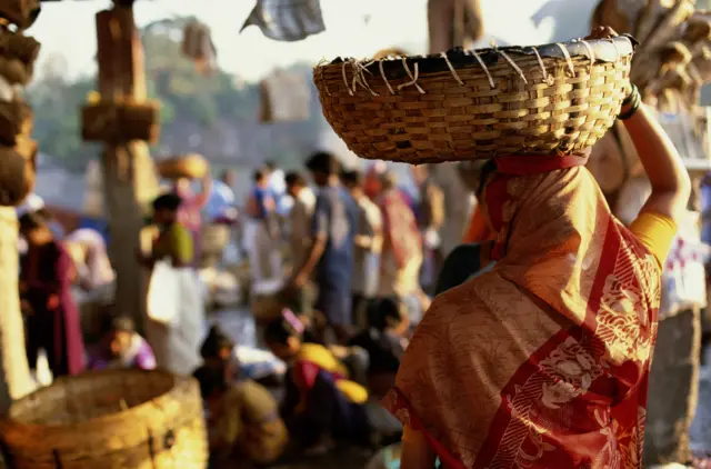 స్వ‌ధార్ గృహ ప‌థ‌కం