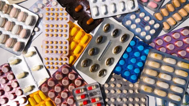 भारत से होने वाले दवाओं के निर्यात का एक बड़ा हिस्सा दुबई से होकर गुजरता है