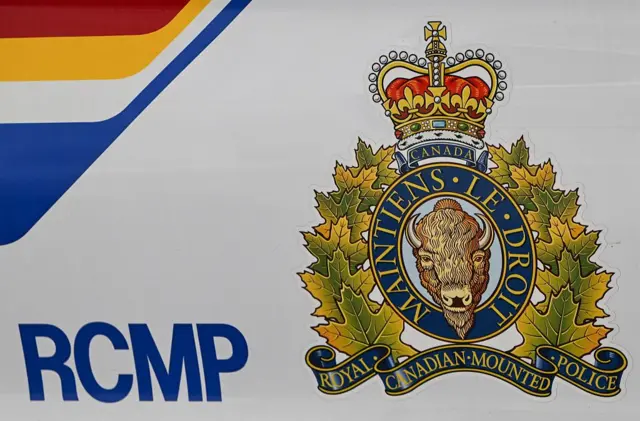 Logo da Polícia Montada Real Canadense