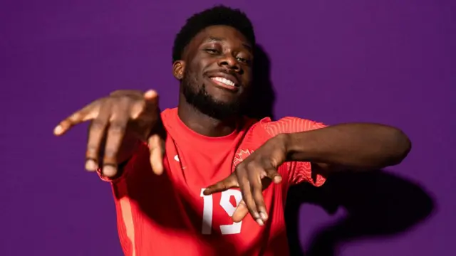 آلفونسو دیویس