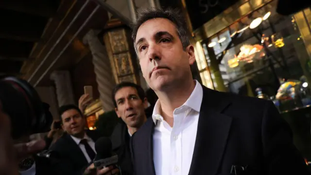 டொனால்ட் ட்ரம்ப், ஸ்டார்மி டேனியல்ஸ், அமெரிக்கா, நீதிமன்றம்