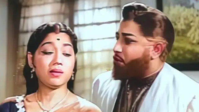 பாலும் பழமும் திரைப்படத்தில் நடிகர் சிவாஜி கணேசனுடன் செளகார் ஜானகி.
