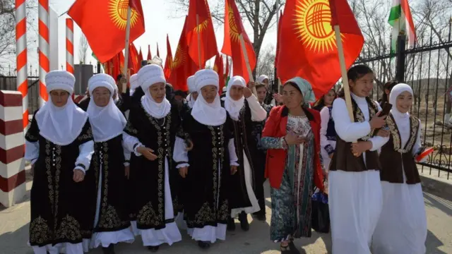 مراسم بازگشایی مرز تاجیکستان و قرقیزستان