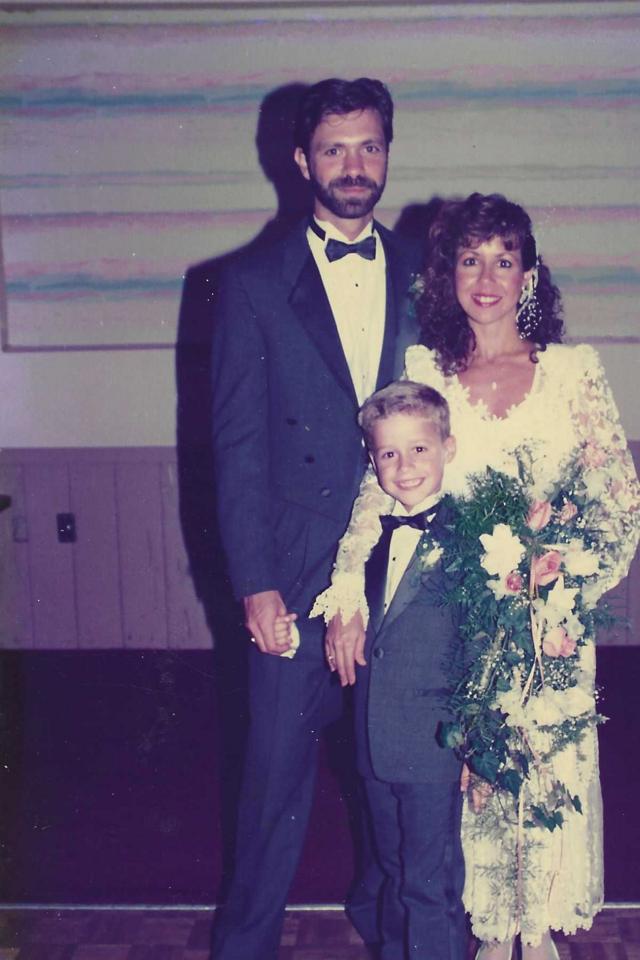 Kathy, con su hijo Michael y su segundo esposo Scott