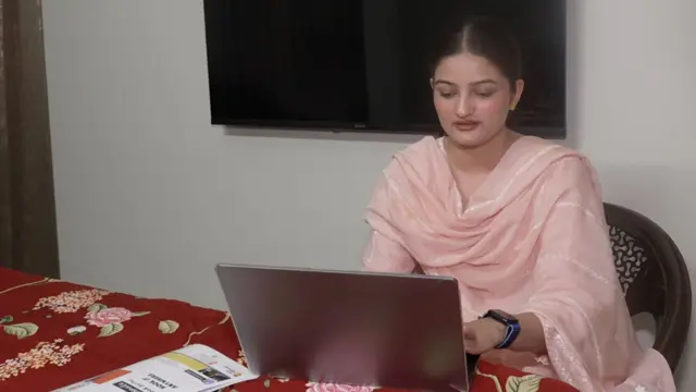 ਮੋਨਿਕਾ 
