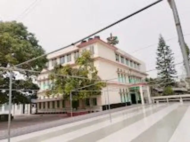 পটুয়াখালীর মির্জাগঞ্জে ইয়ারউদ্দিন খলিফার মাজার