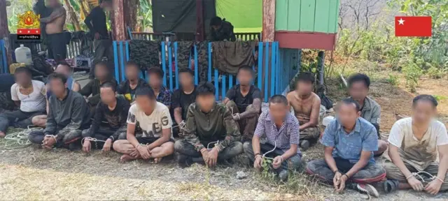 လက်နက်ချတဲ့ရဲတွေလို့ အမျိုးသားညီညွတ်ရေး အစိုးရရဲ့ ကာကွယ်ရေးဝန်ကြီးဌာနက သတင်းထုတ်ပြန်ပါတယ် 