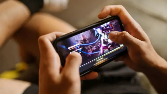 ऑनलाईन गेम