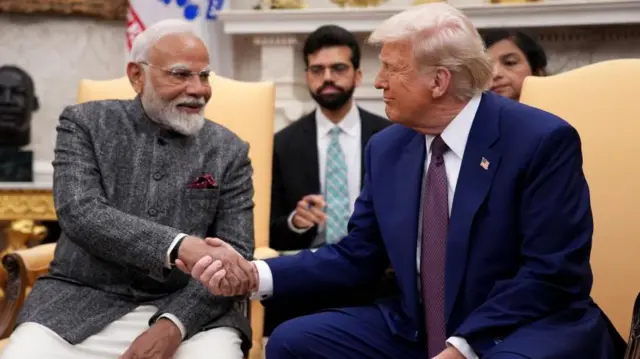 2025 में पीएम मोदी वॉशिंगटन गए थे जहां उनकी राष्ट्रपति ट्रंप से टैरिफ और व्यापार संबंधों पर चर्चा हुई थी. (फाइल फोटो)