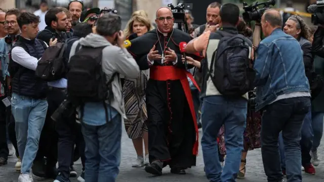 Cardinal Fernando Natalio Chomali Garib tok to tori pipo ahead of the conclave