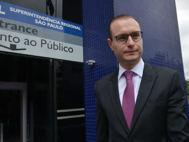 Cristiano Zanin fotografado na Superintendência Regional da Polícia Federalcef online jogosSão Paulo