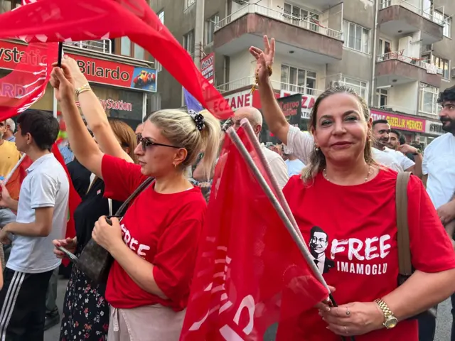 CHP Diyarbakır Kadın Kolları Başkanı Avukat Güler Koçyiğit'e göre sürece güven az, halk da kaygılı ve AKP'ye güvenmiyor