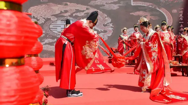 ၂၀၂၄ ခုနှစ်က တရုတ်မင်္ဂလာဆောင်အခမ်းအနားတစ်ခုရဲ့ မြင်ကွင်း 