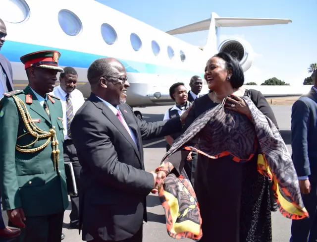 Rais Magufuli na Bi Amina Mohamed