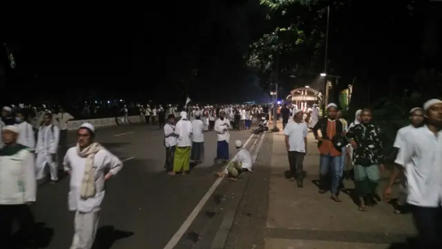 Peserta demo
