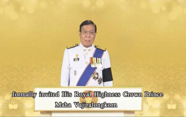 นายพรเพชร วิชิตชลชัย