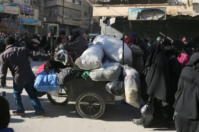 صورة بعض المغادرين من المنطقة الشرقية في حلب