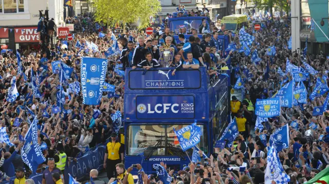 Победный парад "Лестер сити"