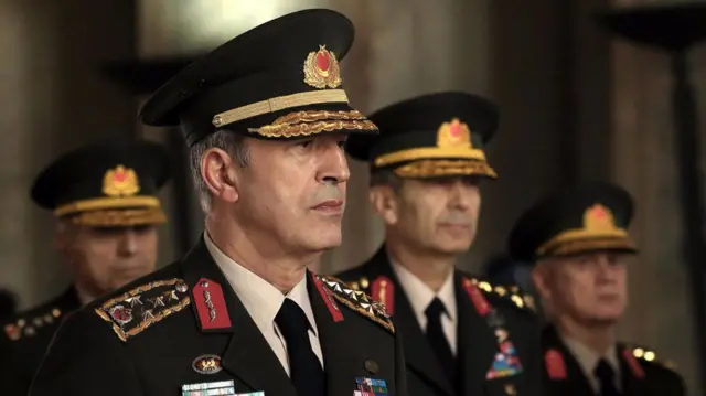 Hulusi Akar