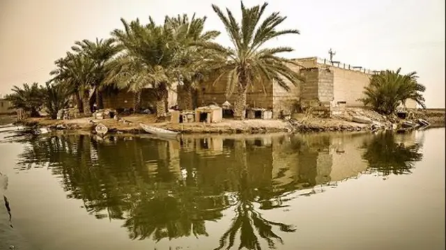 تالاب شادگان