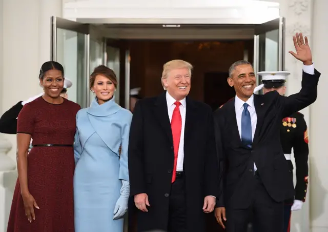 Donald Trump, eşi Melania, Barack ve Michelle Obama