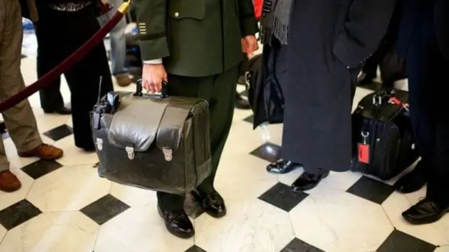 Nükleer kod çantası