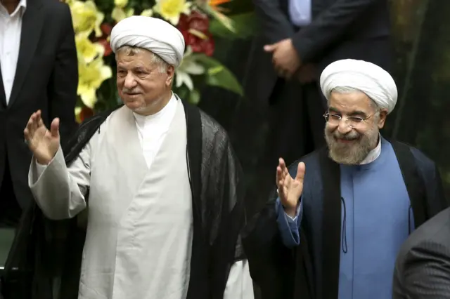 حسن روحانی (چپ) و اکبر هاشمی رفسنجانی