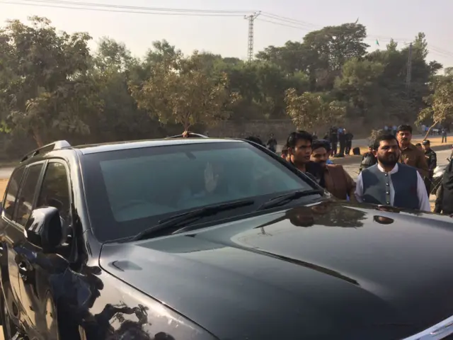 کیپٹن صفدر