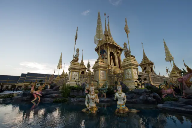 สระอโนดาต