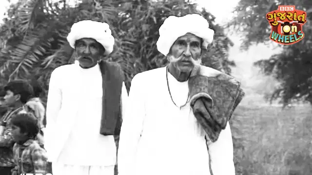 ગામડાના વૃદ્ધ વ્યક્તિઓ