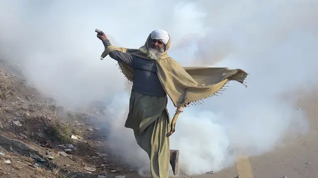 دھرنا