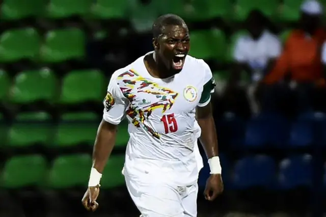 Ana tababar salon horaswar Cisse