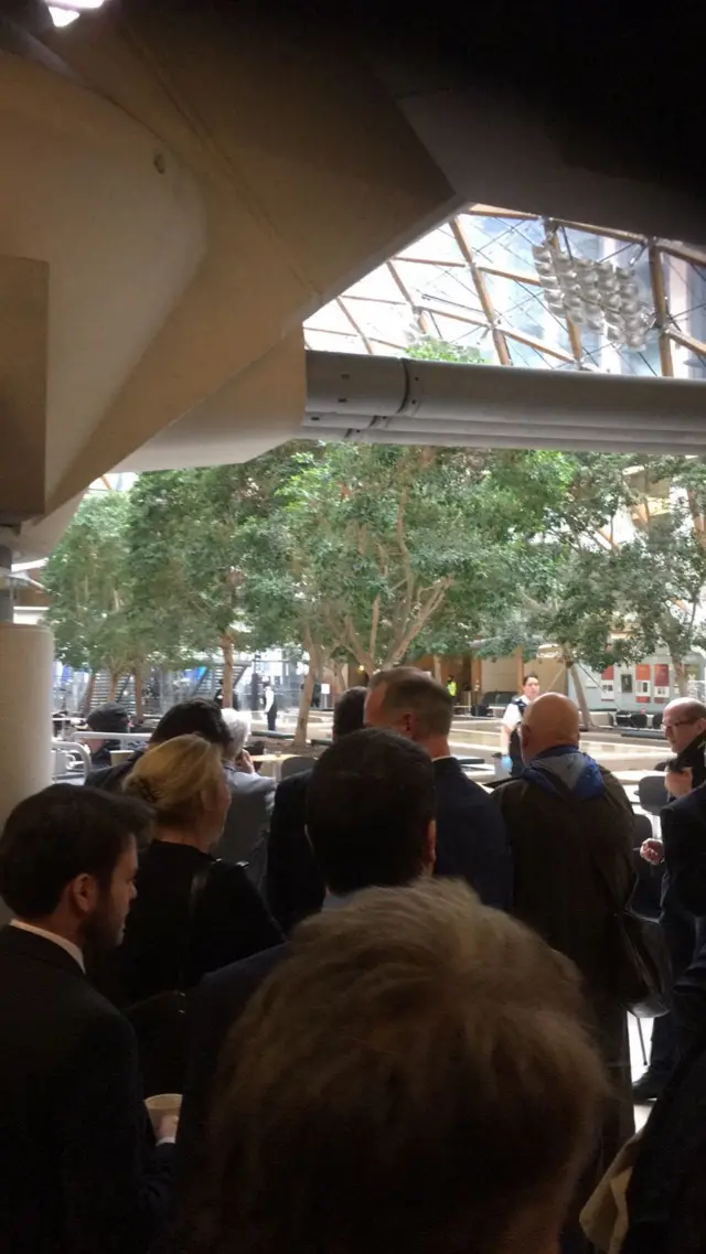 Parlamento binası
